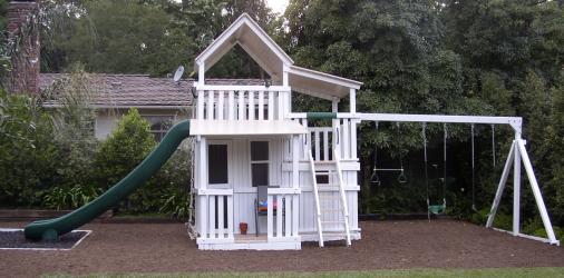 <b>P-52</b>: 2 Level Fort Superslide Double Bottom Full Enclosure Porch 3 Position Swing System
